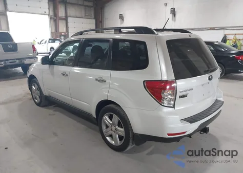 2010 Subaru Forester 2.5X Premium из США, поврежденный, VIN JF2SH6CC7AH804486